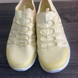 Skechers Memory Foam “sneakers”